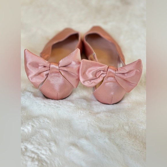 Lulus Baby Pink Satin Bow Flats Size Seven & A Half - Picture 6 of 14